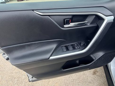 Used 2024 Toyota RAV4 XLE FWD image 26