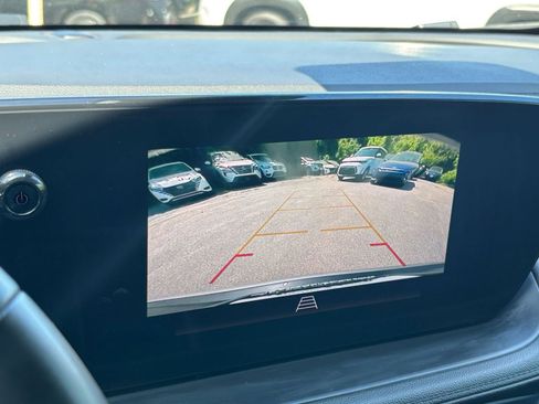 Used 2025 Buick Encore GX Preferred FWD image 17