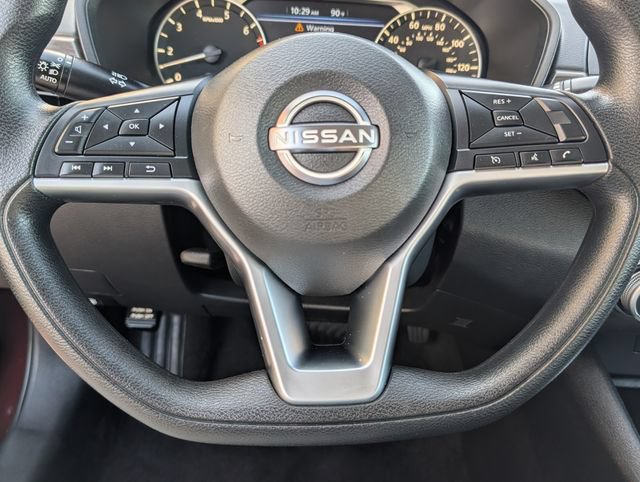 Used 2025 Nissan Altima 2.5 SV FWD image 5