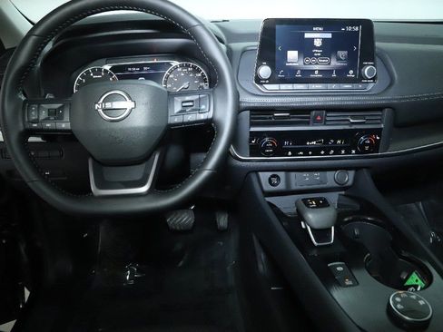 Certified 2026 Nissan Rogue SV w/ Cold Weather Package image 28