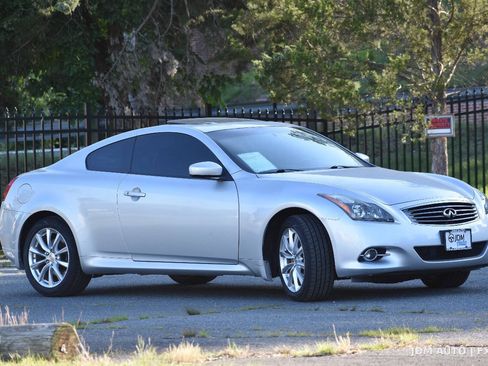 Used 2011 INFINITI G37 x Coupe w/ Premium Pkg AWD/4WD image 4