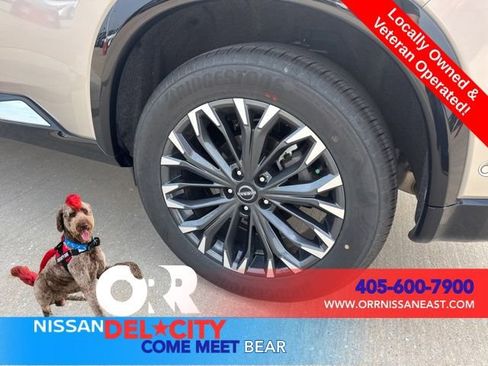 Used 2026 Nissan Rogue Platinum w/ Platinum Premium Package AWD/4WD image 9