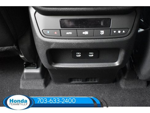 New 2026 Honda Pilot Touring image 31