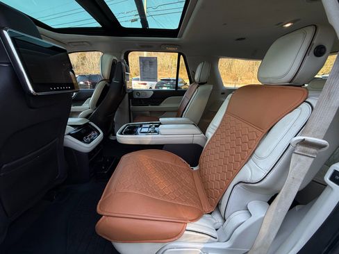 Used 2018 Lincoln Navigator Black Label w/ Cargo Package image 25