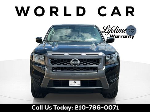 Used 2025 Nissan Frontier SV RWD image 2