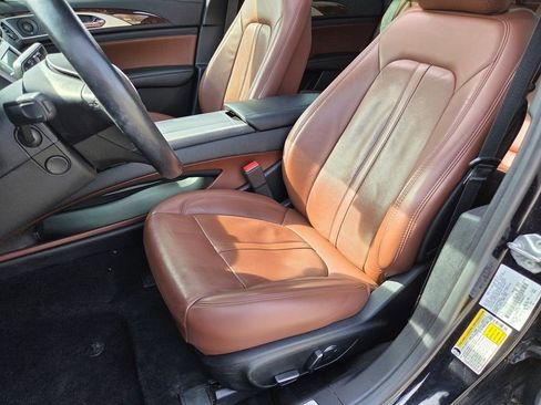 Used 2020 Lincoln MKZ Reserve w/ Monochromatic Package FWD image 6