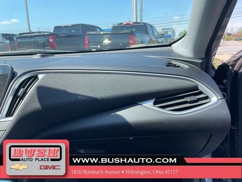 Used 2024 Chevrolet Malibu LT FWD image 27