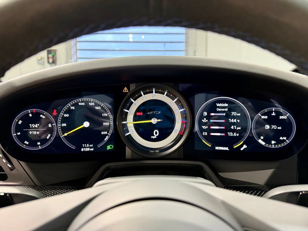 Used 2022 Porsche 911 GT3 w/ Extended Leather Package RWD image 38