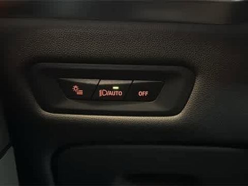 Used 2026 BMW X6 xDrive40i image 17