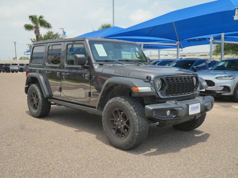 Used 2024 Jeep Wrangler Unlimited Sport AWD/4WD image 3