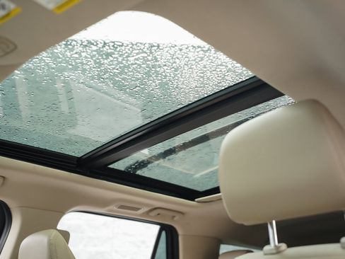 Used 2022 Ford Expedition Max Limited image 37