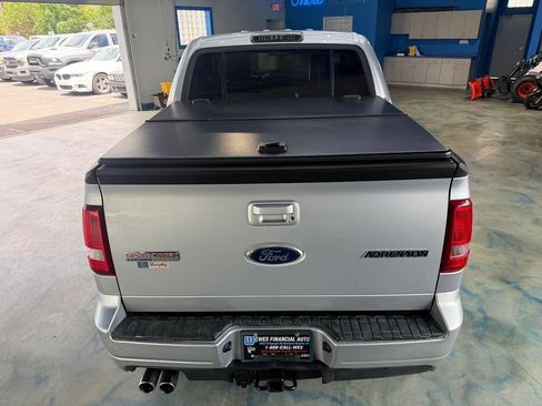 Used 2010 Ford Explorer Sport Trac Limited AWD/4WD image 3