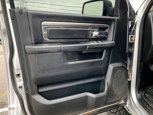 Used 2018 RAM 2500 Laramie w/ Sport Appearance Group image 22