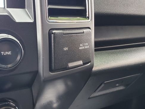 Used 2019 Ford F150 XLT w/ Equipment Group 302A Luxury image 22