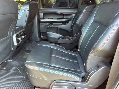 Used 2020 Ford Expedition Max XLT w/ Equipment Group 202A RWD image 13