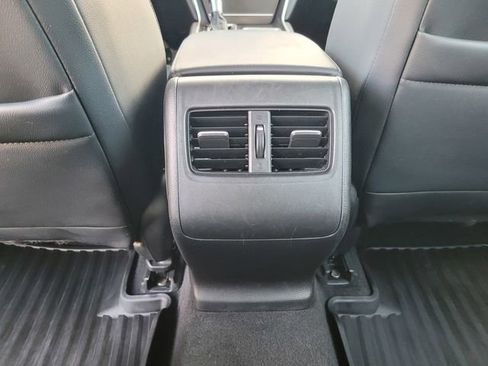 Used 2018 Honda Accord Touring image 15