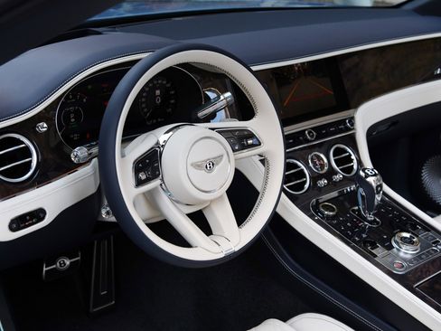 New 2026 Bentley Continental GTC image 12