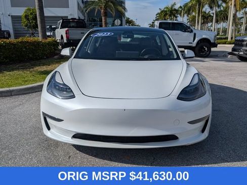 Used 2023 Tesla Model 3 Standard Range RWD image 2