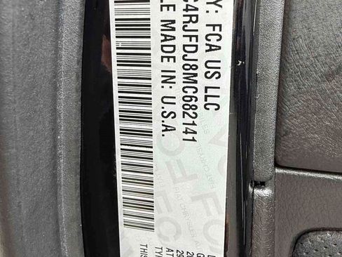 Used 2021 Jeep Grand Cherokee SRT w/ Trailer Tow Group IV AWD/4WD image 28