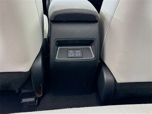 Certified 2023 Toyota Corolla LE image 25