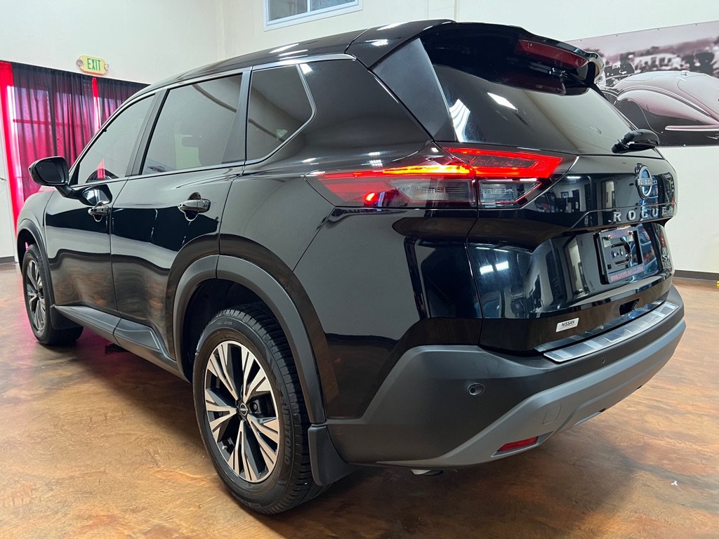 Used 2023 Nissan Rogue SV FWD image 7