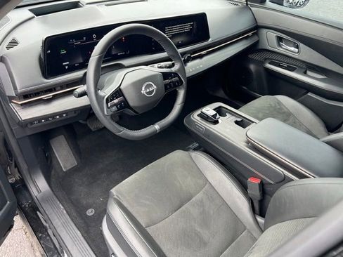 Used 2023 Nissan Ariya FWD image 17