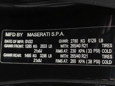 Used 2022 Maserati Levante GT AWD/4WD image 46