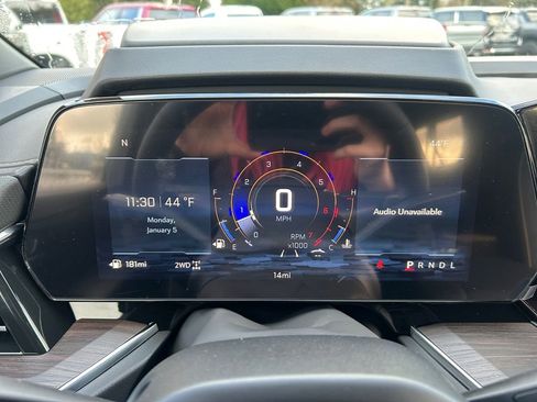 New 2026 Chevrolet Suburban Premier image 16