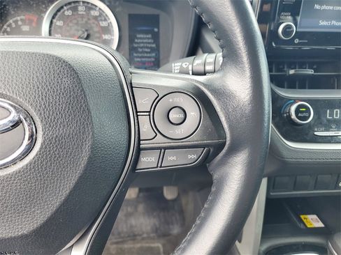 Used 2022 Toyota Corolla Cross LE image 17