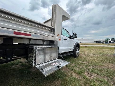 New 2025 Ford F550 4x4 Regular Cab Super Duty image 6