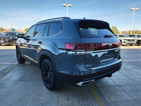 New 2026 Volkswagen Atlas SE FWD image 5