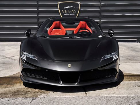 Used 2024 Ferrari SF90 Spider AWD/4WD image 16