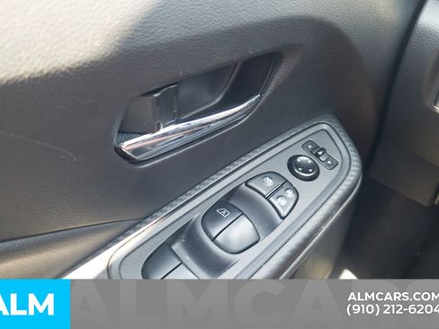 Used 2024 Nissan Versa SV FWD image 30