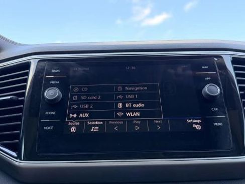 Used 2019 Volkswagen Atlas SEL Premium image 46