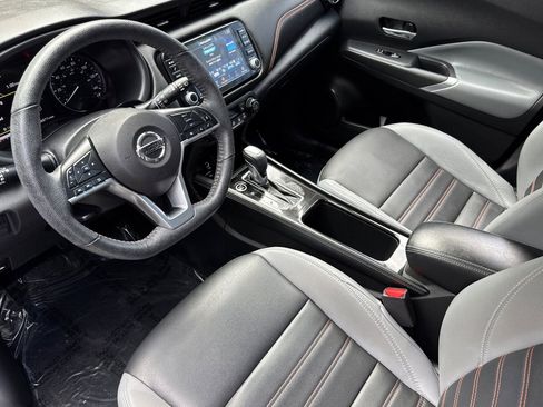 Used 2021 Nissan Kicks SR w/ SR Premium Package image 10