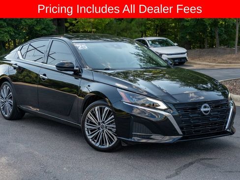 Certified 2025 Nissan Altima 2.5 SL FWD image 1