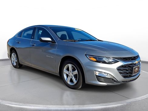 Used 2023 Chevrolet Malibu LT FWD image 1