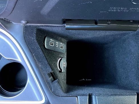 Used 2019 Dodge Challenger GT w/ Cold Weather Group image 16