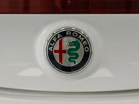 Used 2018 Alfa Romeo 4C Coupe w/ Coupe Track Package 1 RWD image 41