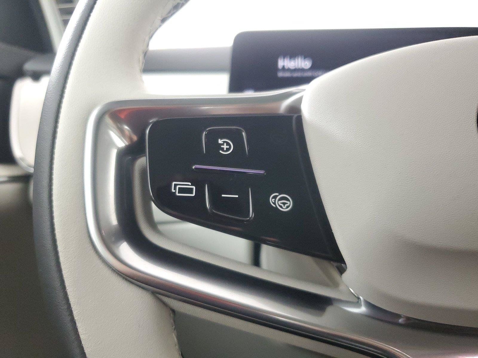 Used 2025 Volvo EX90 Plus AWD/4WD image 24