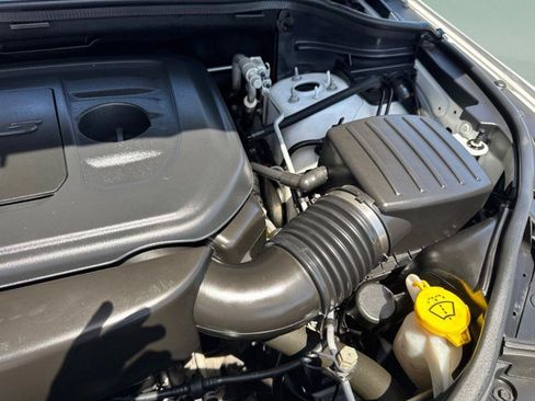Used 2018 Jeep Grand Cherokee Laredo RWD image 33