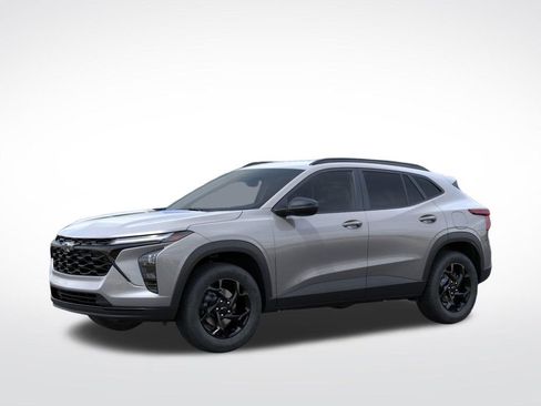 New 2026 Chevrolet Trax LT image 2