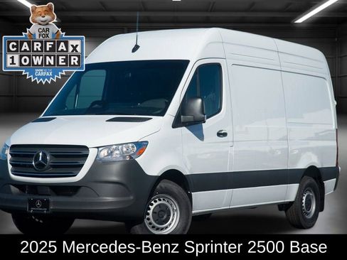 Used 2025 Mercedes-Benz Sprinter 2500 image 1