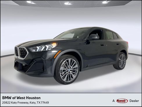 Used 2026 BMW X2 xDrive28i w/ Technology Package AWD/4WD image 1
