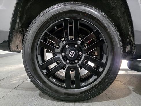 Used 2021 Toyota 4Runner Nightshade image 25