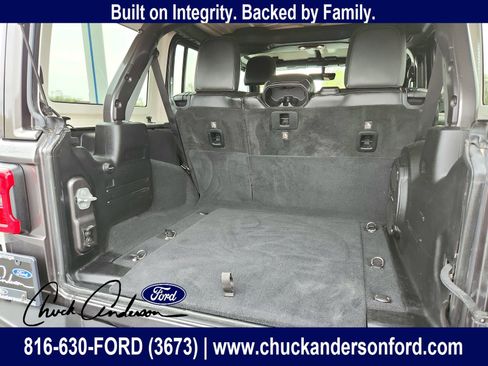 Used 2019 Jeep Wrangler Unlimited Rubicon AWD/4WD image 29