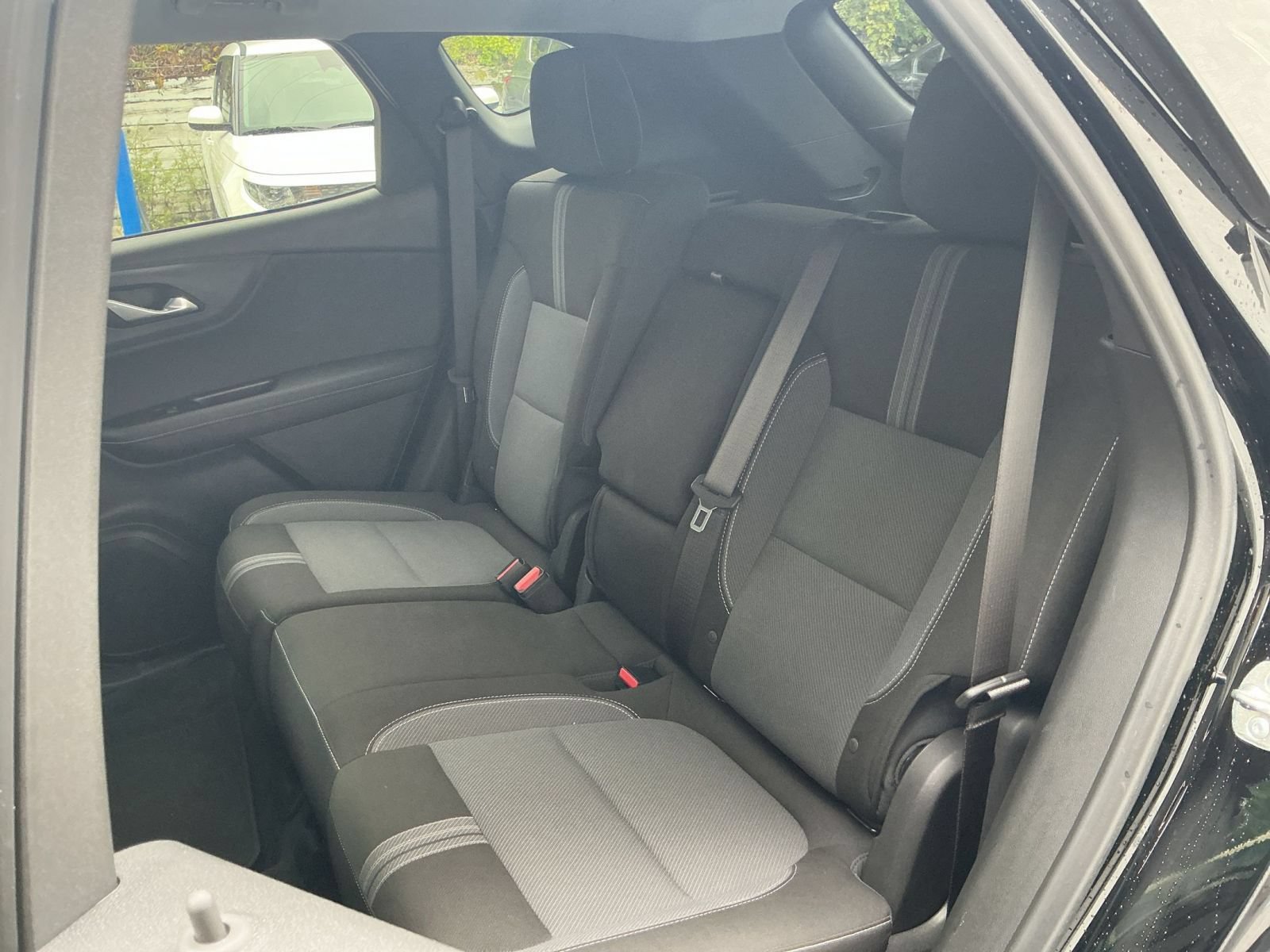 Used 2026 Chevrolet Blazer LT FWD image 37