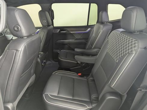 Used 2024 GMC Acadia Denali w/ Super Cruise Package AWD/4WD image 22