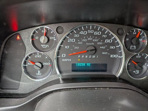 Certified 2024 Chevrolet Express 2500 w/ Driver Convenience Package image 15