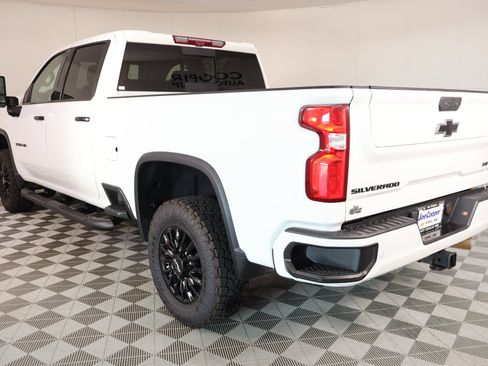 Used 2022 Chevrolet Silverado 3500 LTZ w/ LTZ Plus Package AWD/4WD image 24